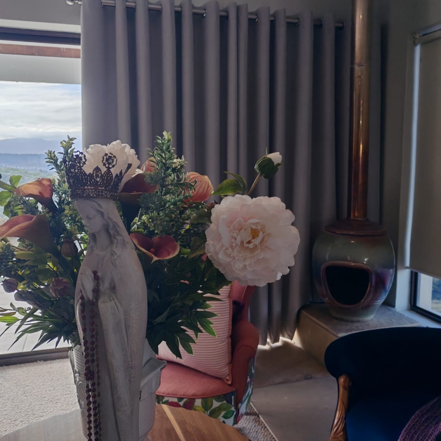 5 Bedroom Property for Sale in Avonddans Western Cape